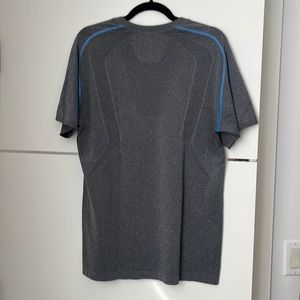 Gray Lululemon Men’s Shirt - Medium